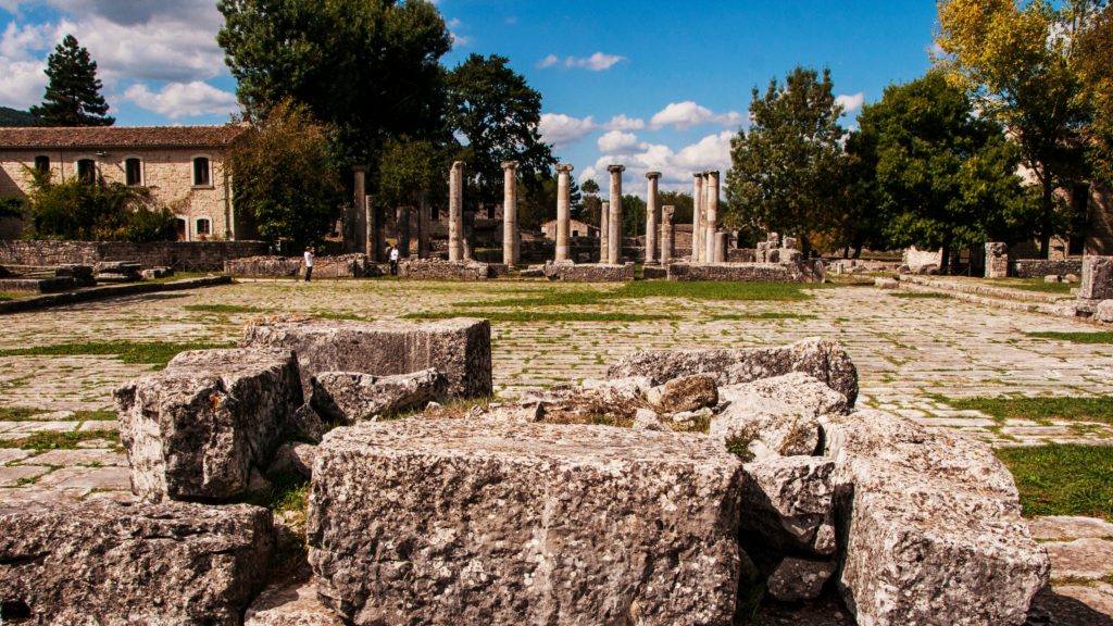 Storia. Hai mai visitato l’antica città di Sepino, la “piccola Pompei” del Molise?