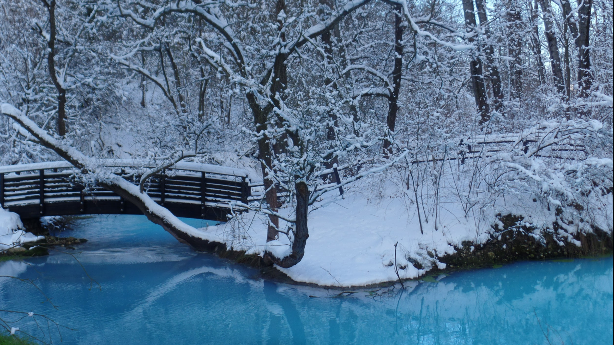 Abruzzo Parco Del Lavino Neve E Acque Turchesi Regalano Pace E Magia