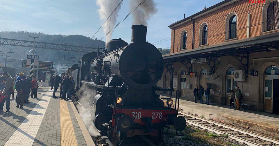 Laveno Express. Da Milano al Lago Maggiore, un viaggio su Treno a Vapore, Carrozze anni '30