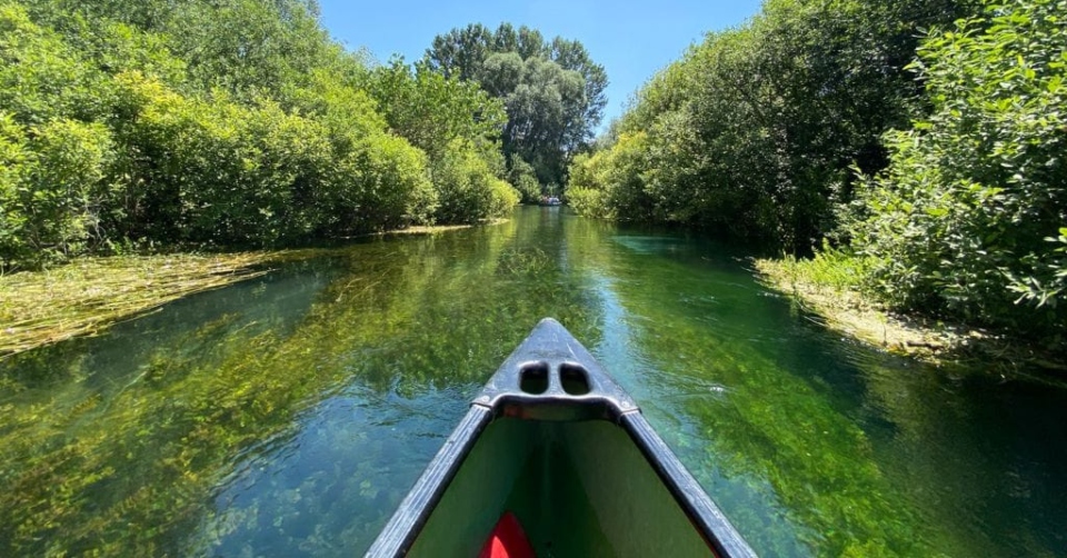 Siete già stati in canoa sul Tirino, la _strada nella natura_ più trasparente d'Italia_