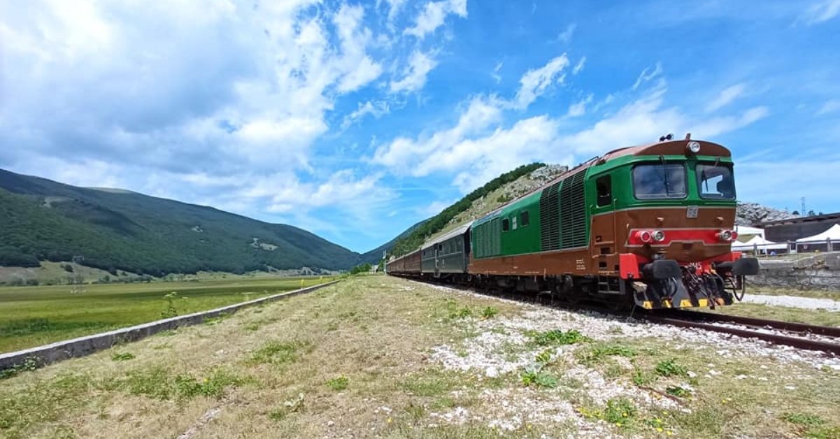 Turismo lento. Scopri i 5 Treni Turistici del Centro-Sud Italia. Tutti i dettagli