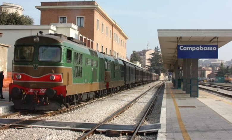 Eventi in Molise. Primo Viaggio del Treno Turistico Campobasso - Casacalenda - Larino per le luminar