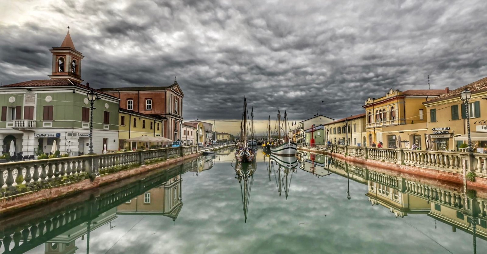 Emilia-Romagna. Hai già ammirato il Porto Canale Leonardesco della città di Cesenatico