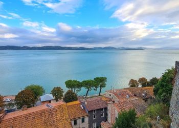 lakes to visit in umbria
