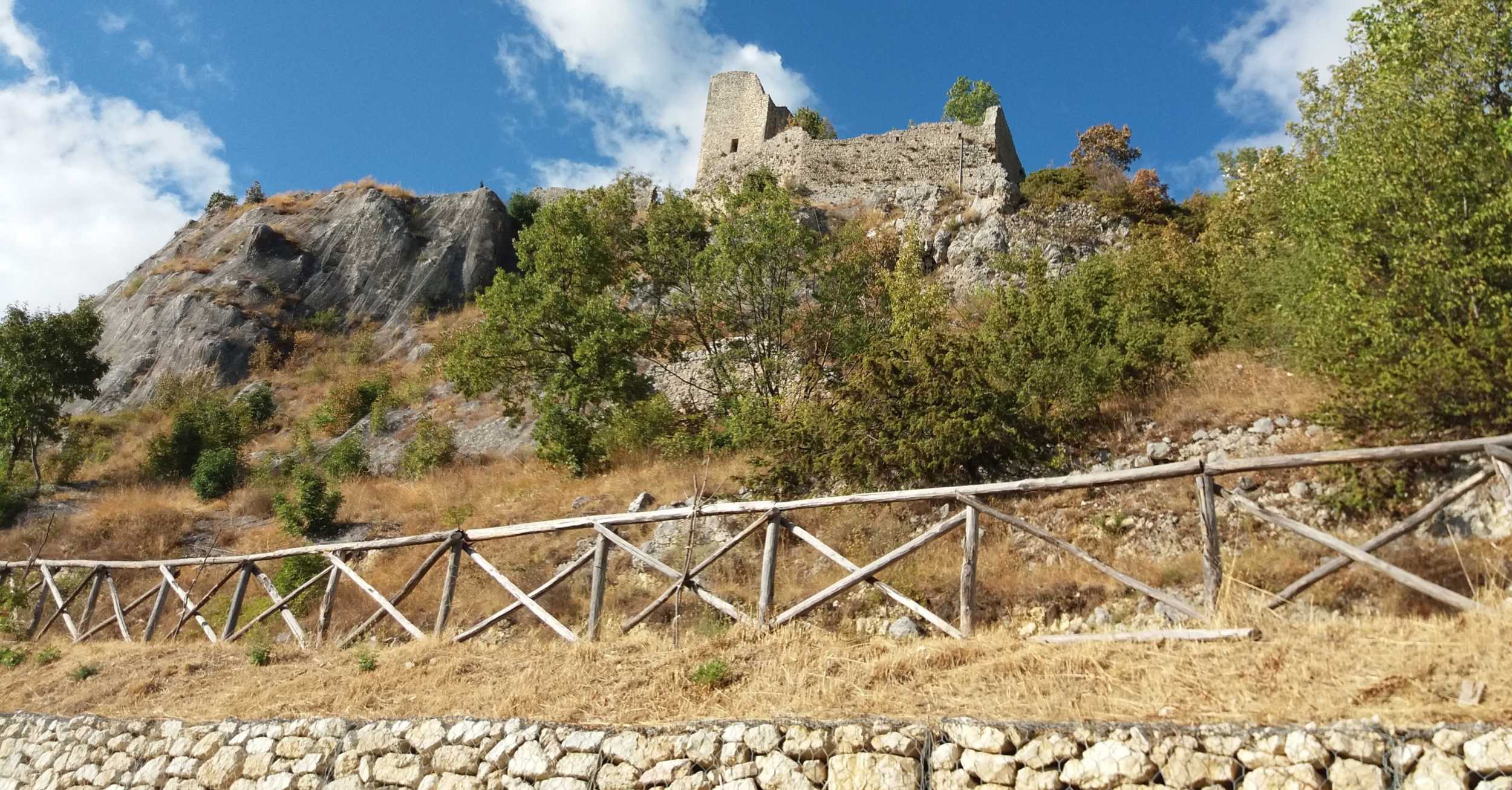 Rocca di Poggio Poponesco