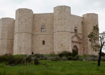 Castel del monte, andria, puglia