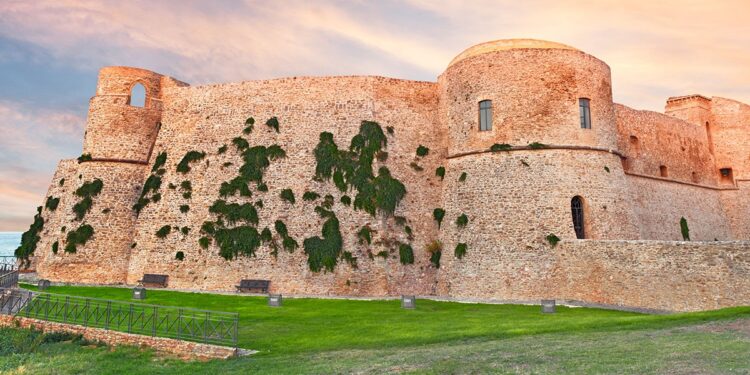 Castello Aragonese di Ortona, il gioiello sul mare da vedere in Abruzzo