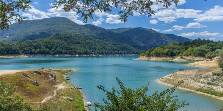 Cosa vedere a novembre in provincia di Rieti tra Lago del Salto borghi e castagne