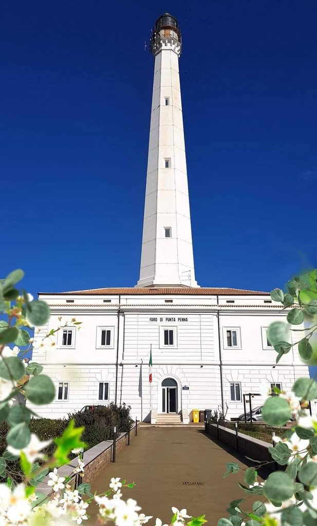 faro di vasto